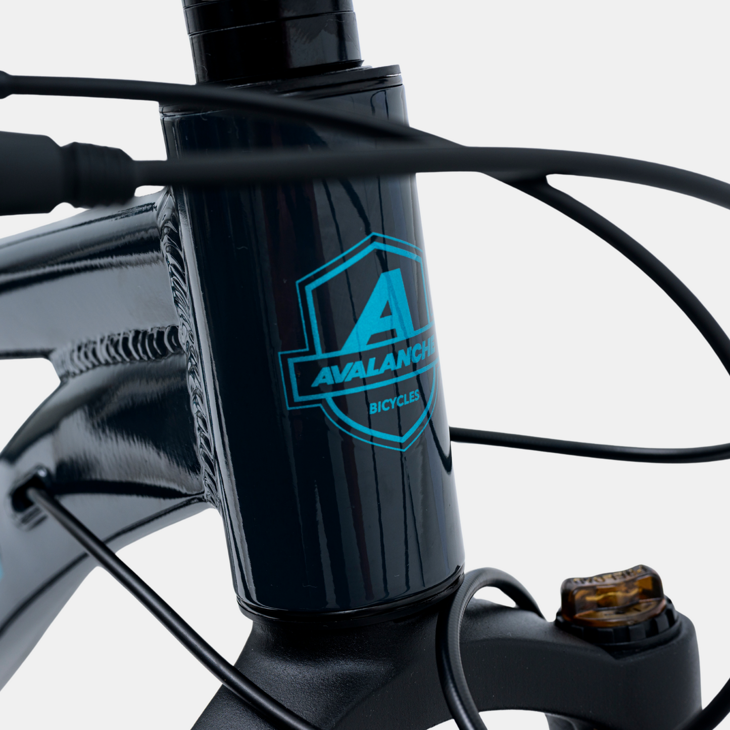 Avalanche Ignite 24"