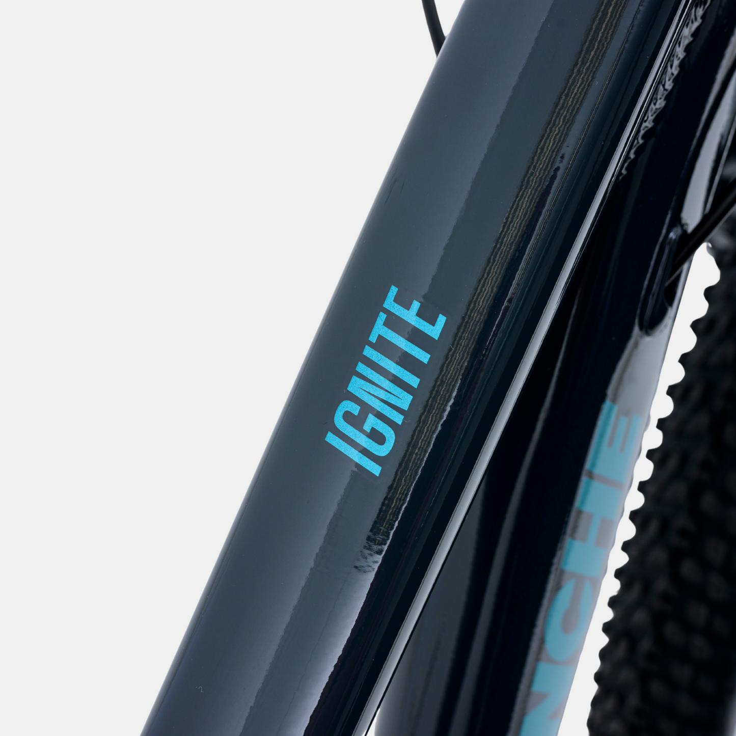 Avalanche Ignite 24"