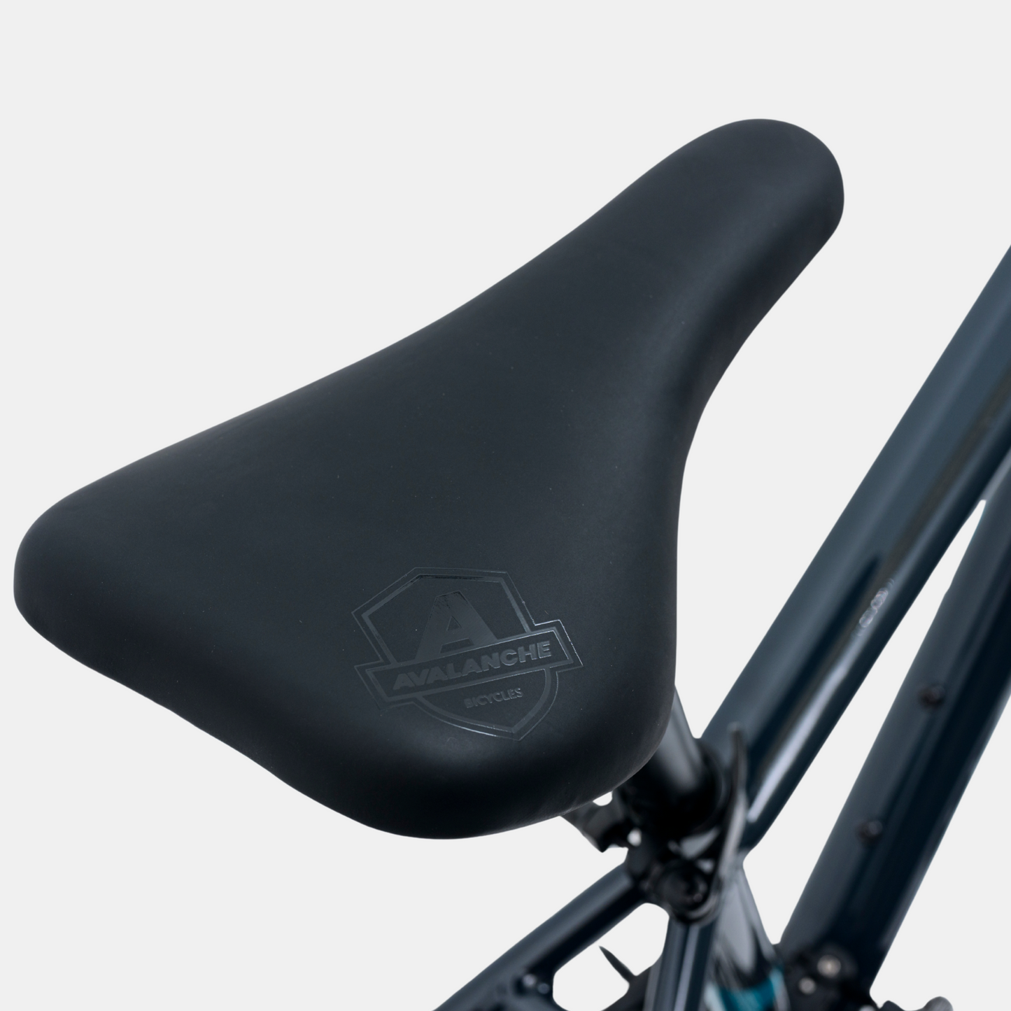 Avalanche Ignite 24"