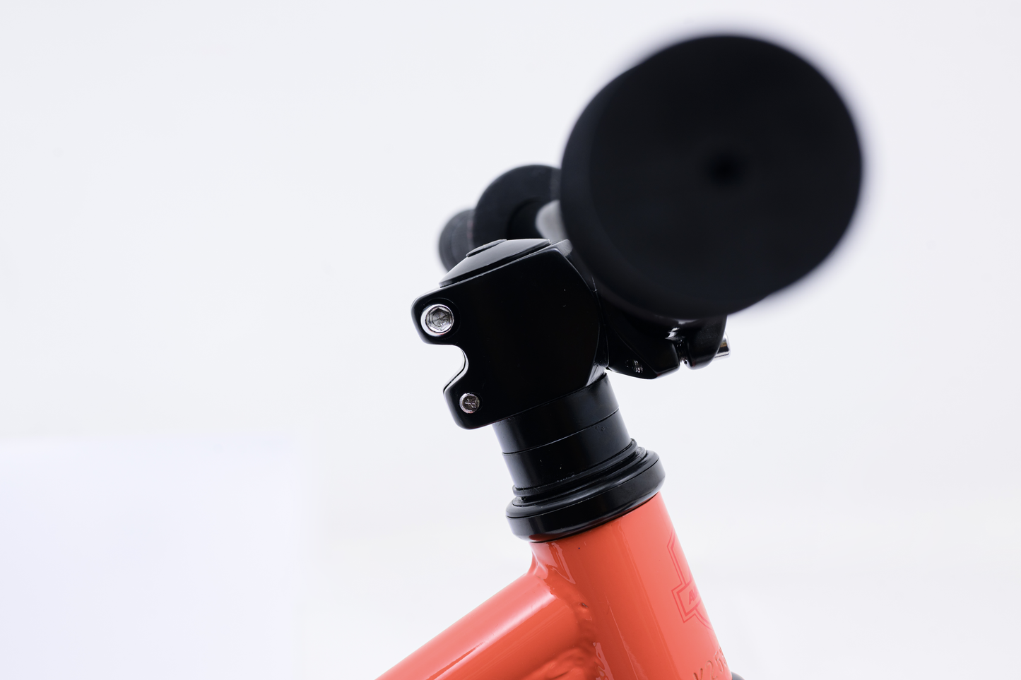 Avalanche Cobble Balance Bike