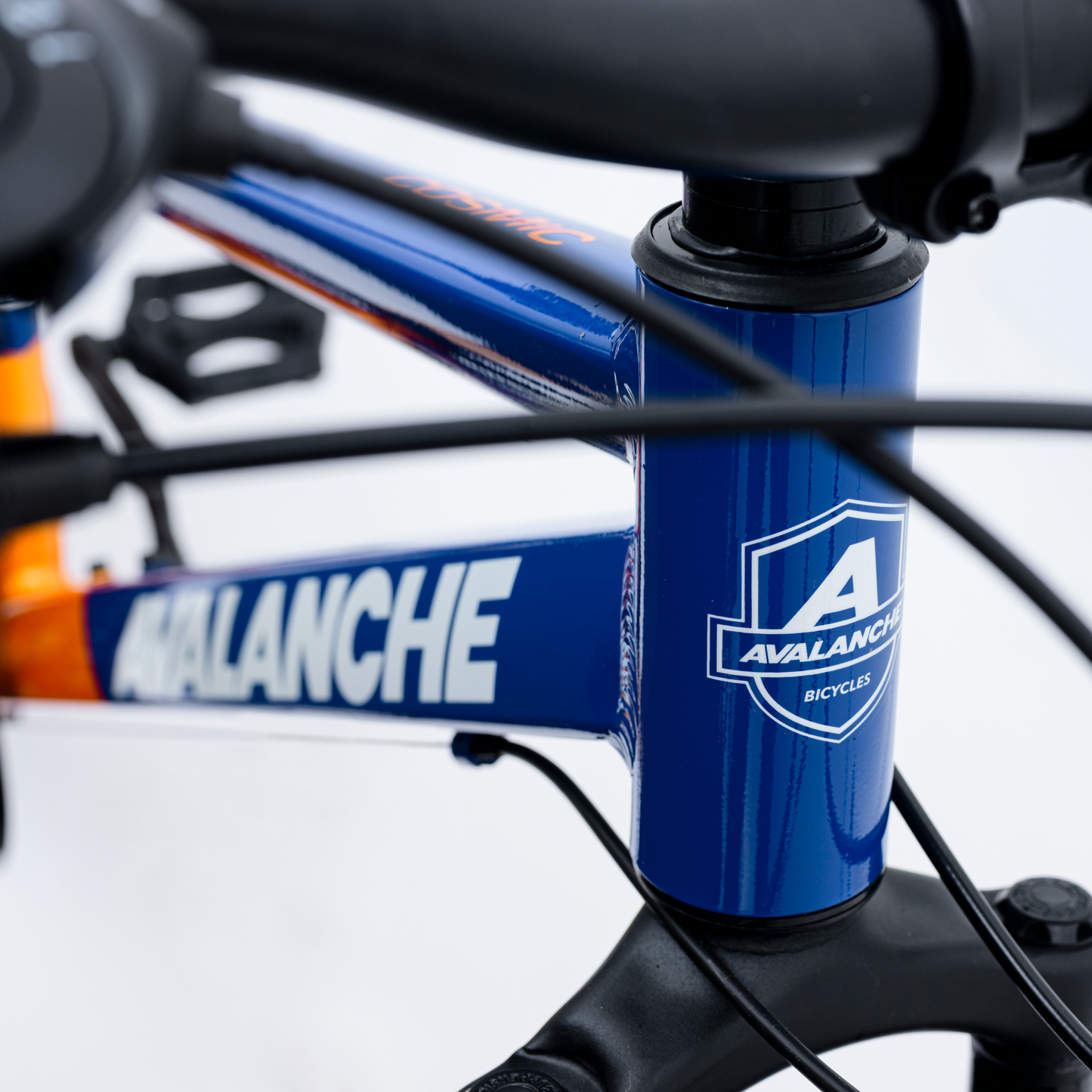 Avalanche Cosmic 24" Boys