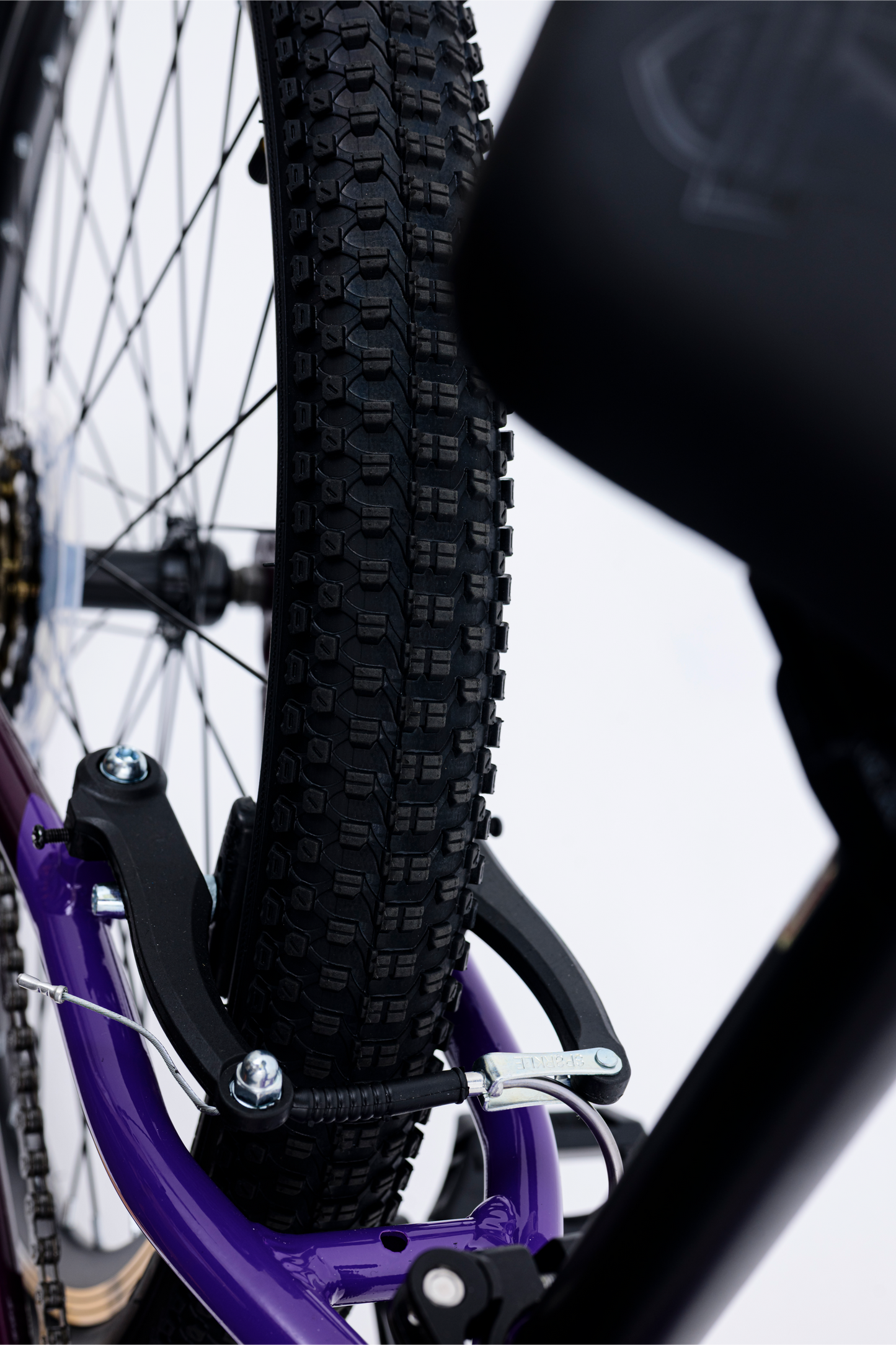 Avalanche Cosmic 24"