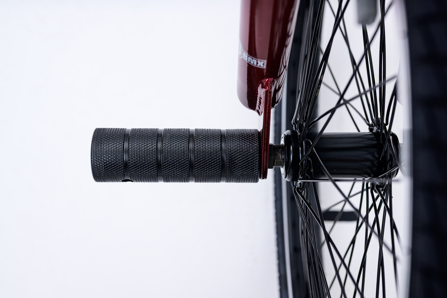 Avalanche Dv8 20" Freestyle Bike