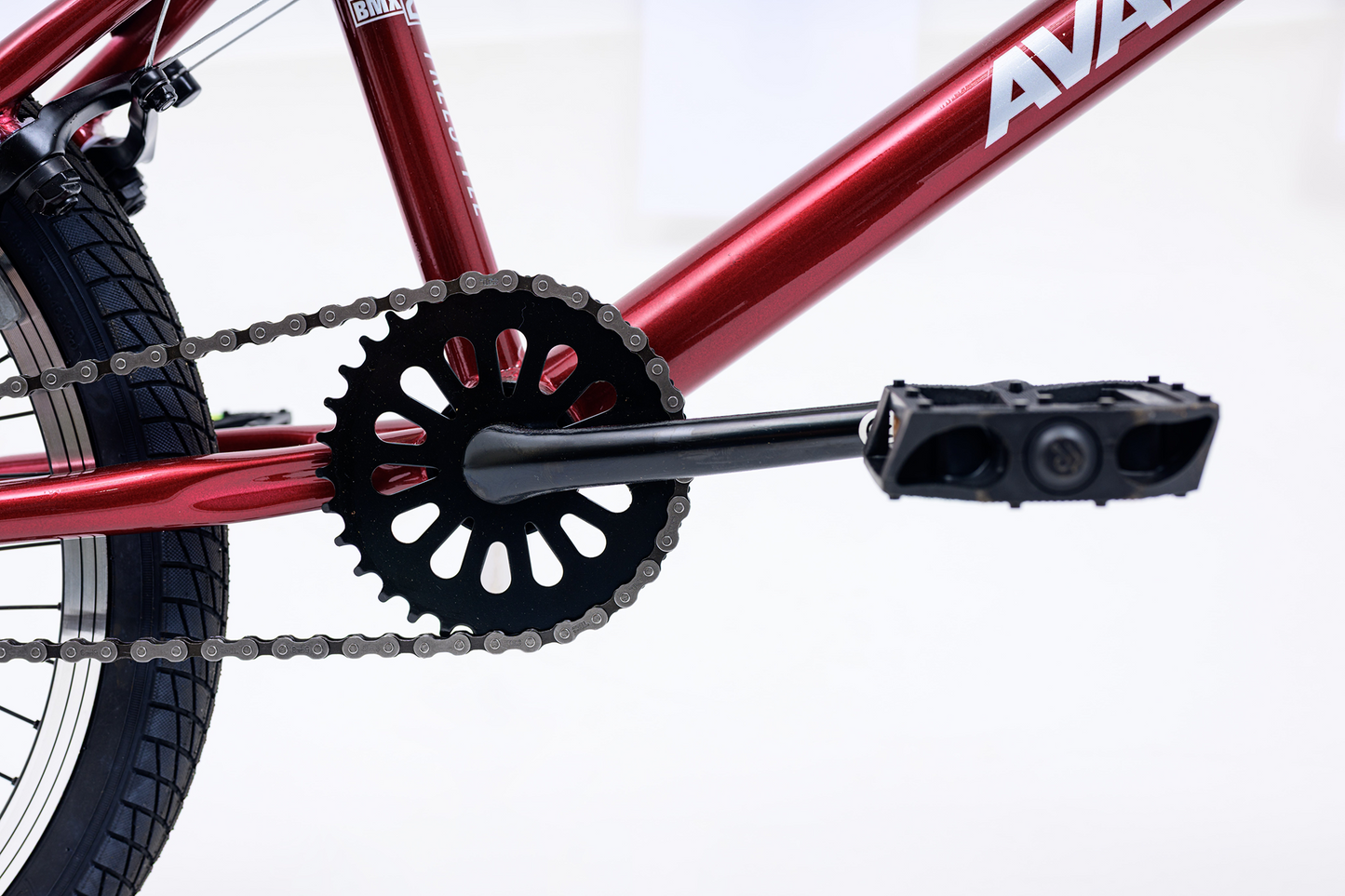 Avalanche Dv8 20" Freestyle Bike