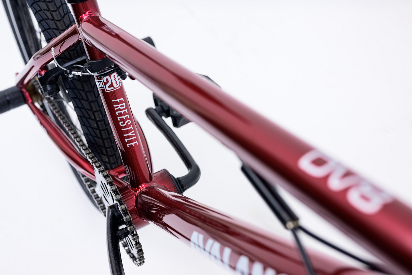 Avalanche Dv8 20" Freestyle Bike