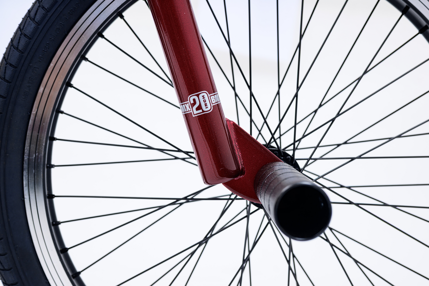 Avalanche Dv8 20" Freestyle Bike