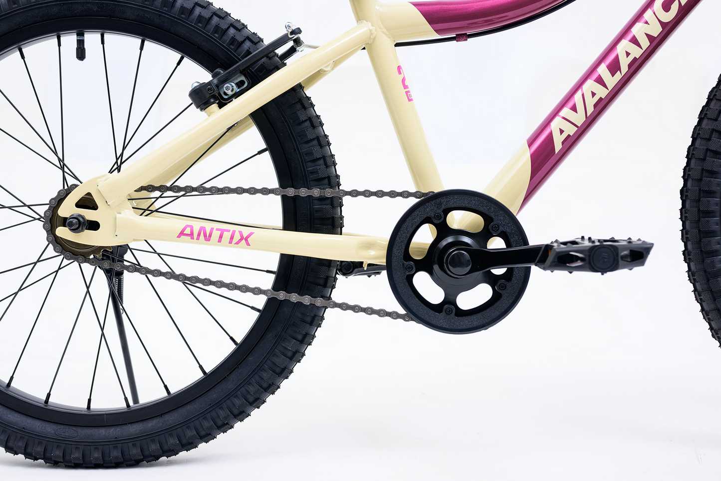 Avalanche Antix 20"