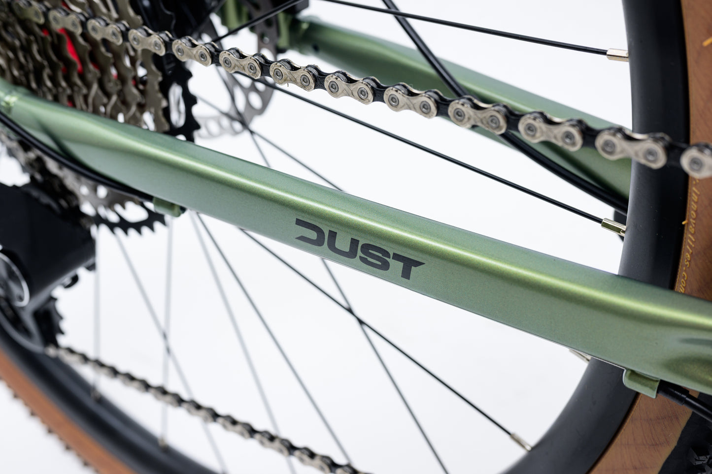 Avalanche DUST Gravel Bike