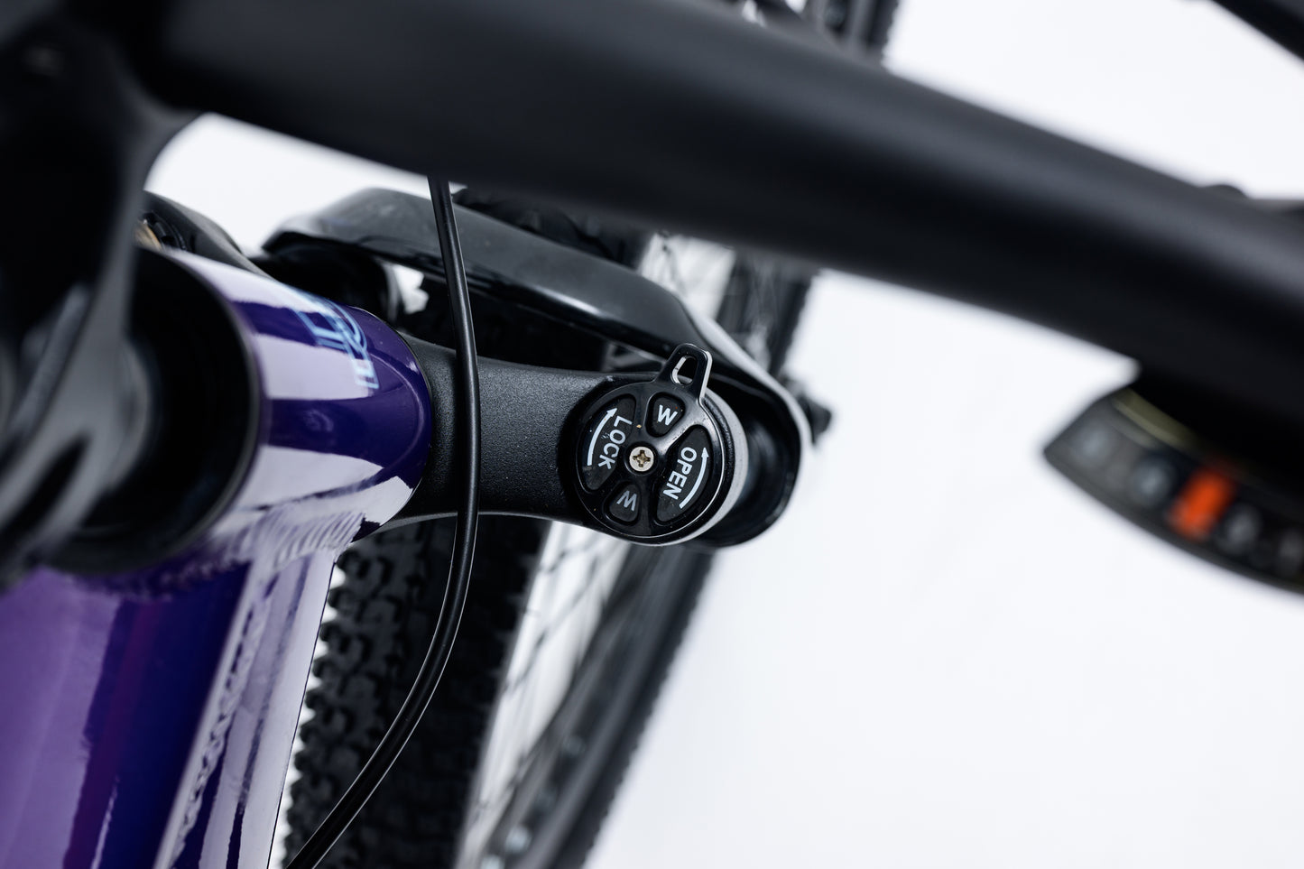 Avalanche Ignite 24"