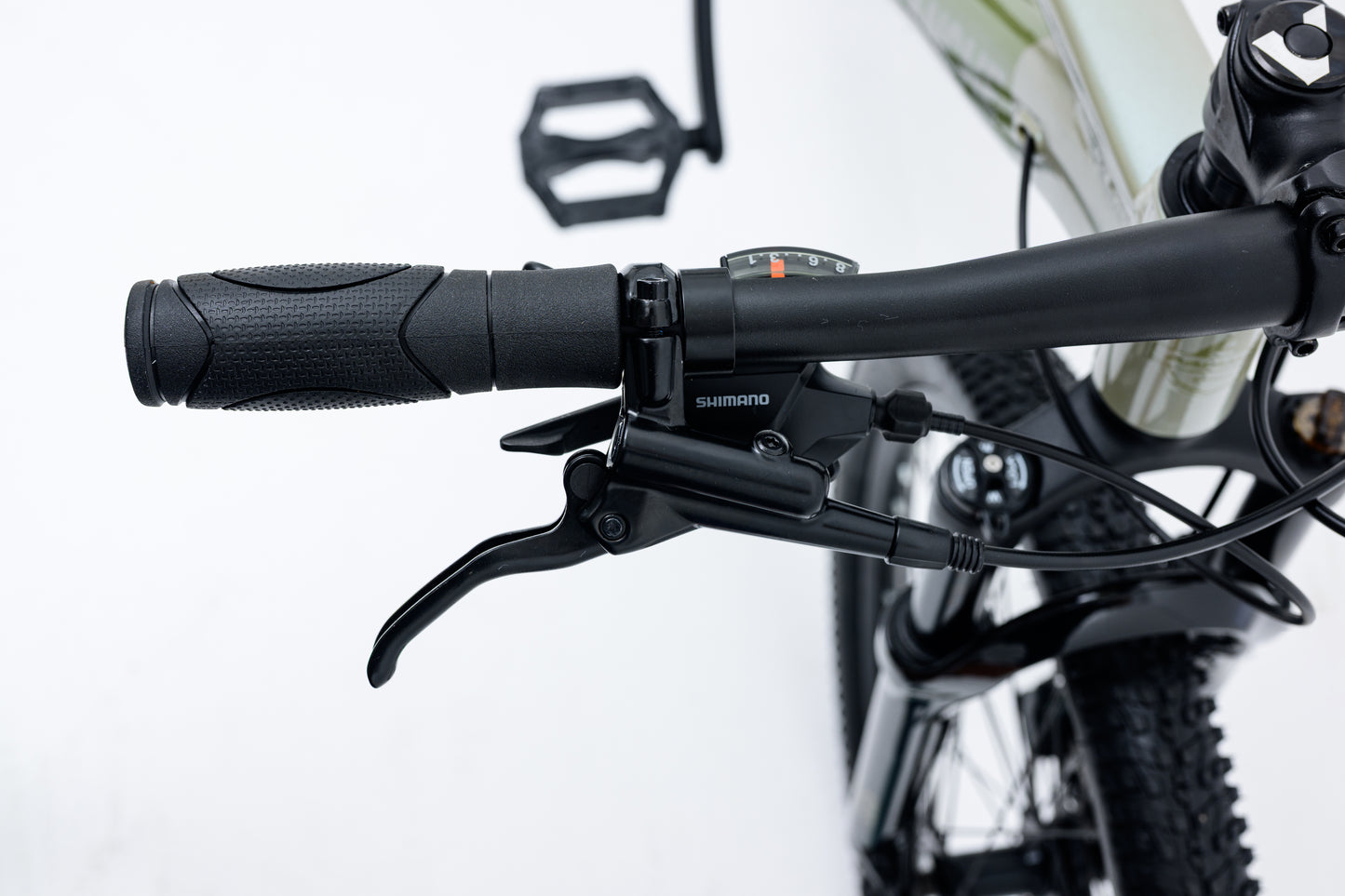 Avalanche Ignite 24"