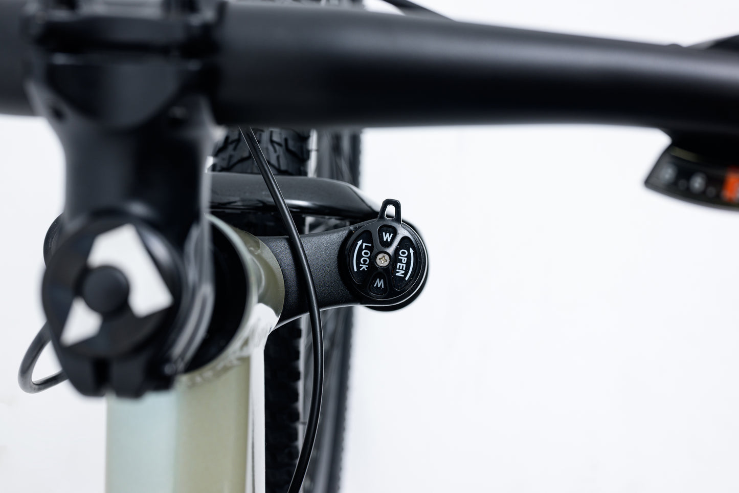 Avalanche Ignite 24"