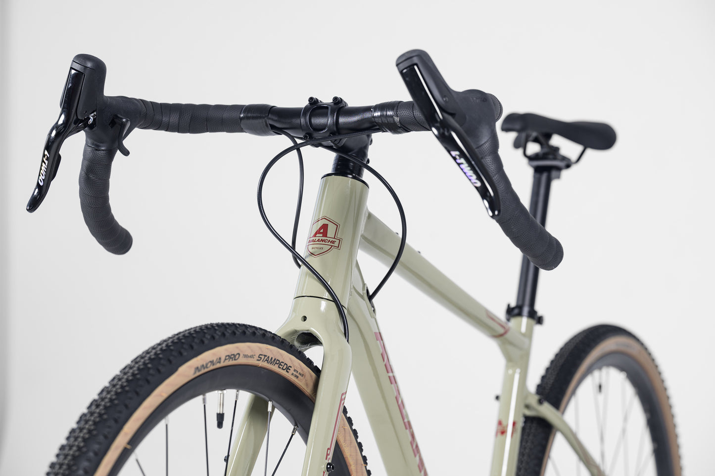 Avalanche DUST Gravel Bike